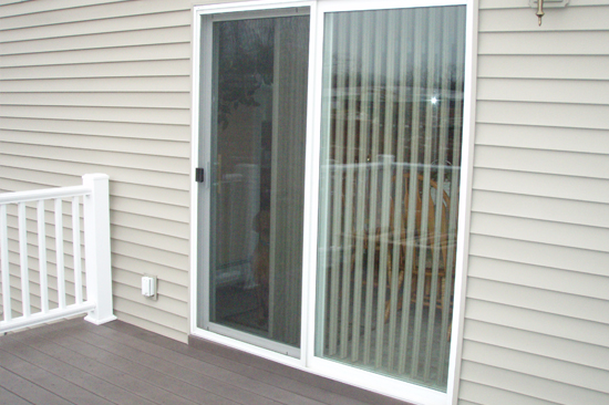 Riverbank-screen-door-repair